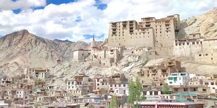 Ladakh Adventure Tour — Kashmir tour